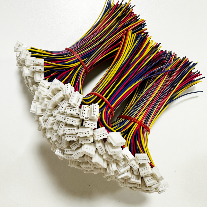 YEONHO 20071HR-H04E 2.0mm Lock Wire to Board Vertical Horizontal Cable Assembly Wire Customized