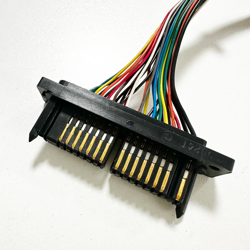 HRS DF11 to QR/P4-32P-C(21) Small Rectangular High Pin Count Rack and Panel Crimp Connector Wires for Racks and Panels