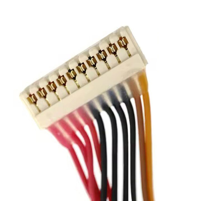 Кабель-переходник для подключения разъемов Aces 91209-01011 серии 1,0 мм к Molex 51021-1200 серии 1,25 мм.