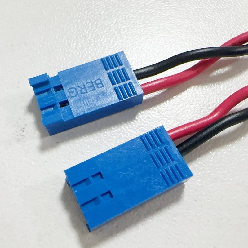 Amphenol ICC FCI 65240-003LF Blue DUBOX™ MezzSelect™ Basics+ BEGR 2.54mm Pitch Wiring Harness